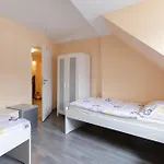 W4-8 Messe Monteurzimmer * Colonia