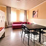 W4-8 Messe Monteurzimmer Colonia