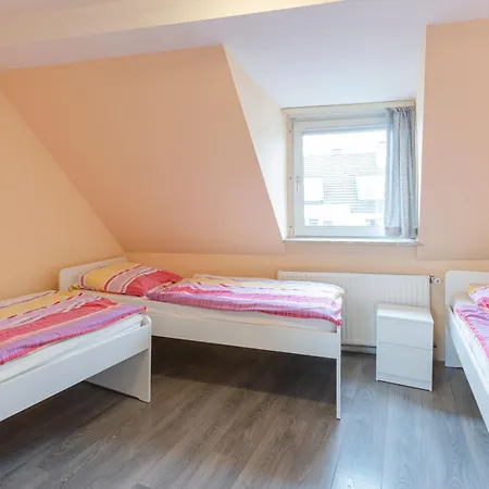 W4-8 Messe Monteurzimmer كولونيا