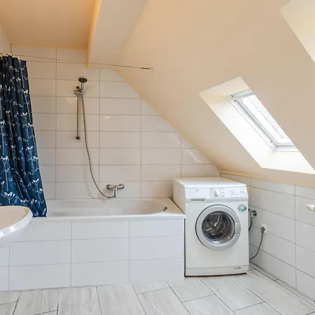 W4-8 Messe Monteurzimmer * Kolonia