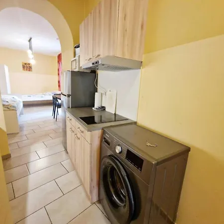 W4-8 Messe Monteurzimmer Apartman Köln