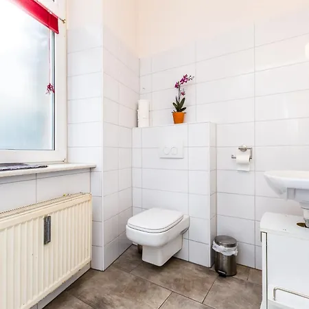 W4-8 Messe Monteurzimmer Apartament *