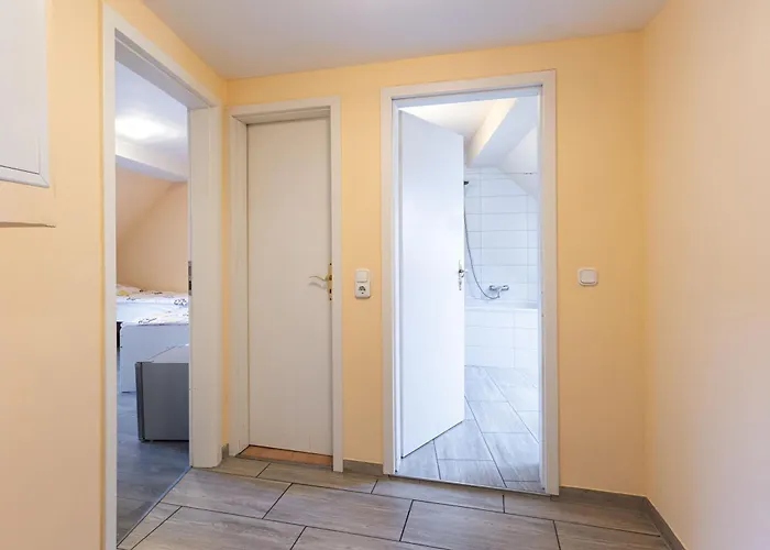 W4-8 Messe Monteurzimmer * Cologne